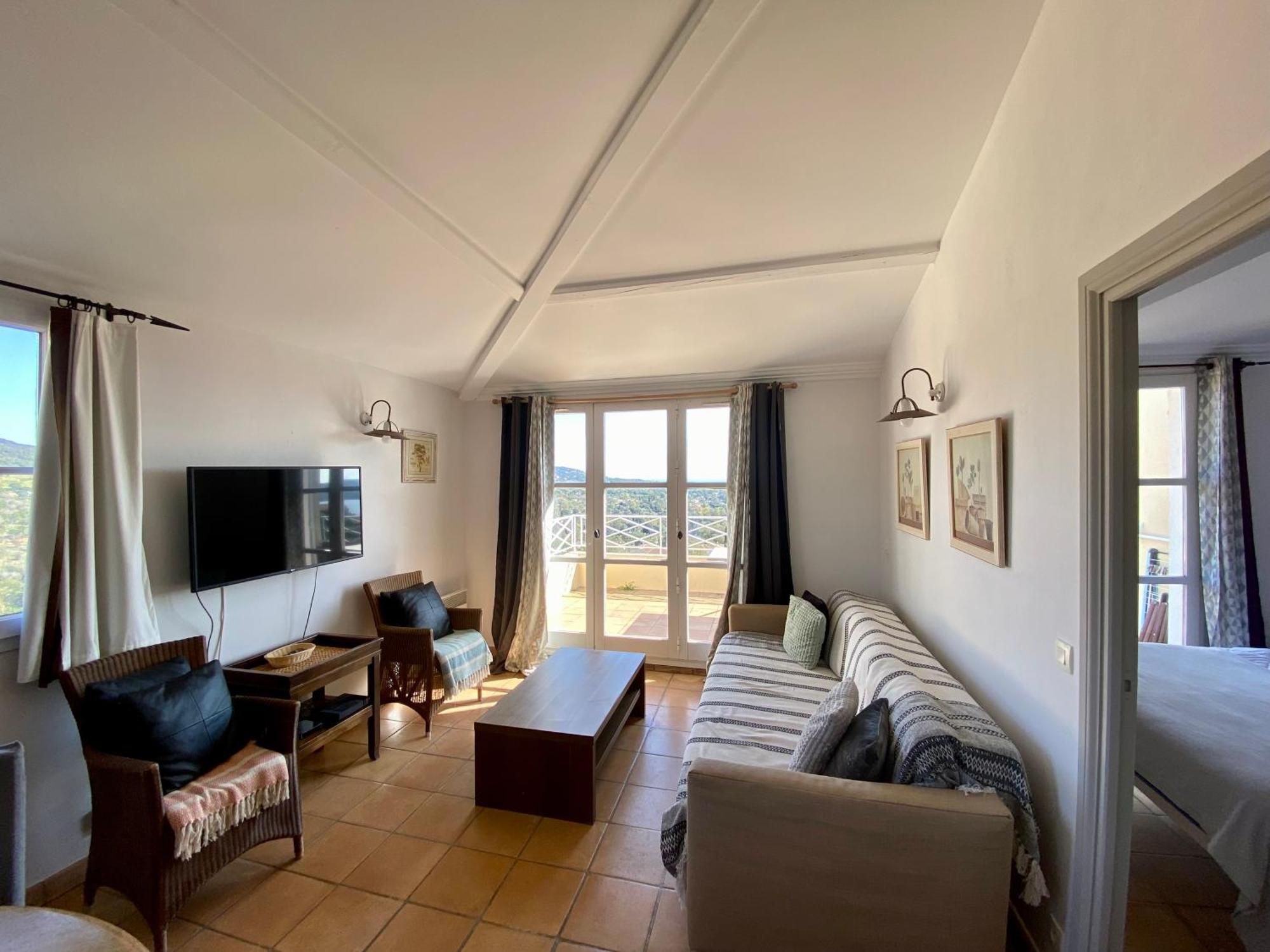 Les Restanques, Bastides Vue Golfe Saint Tropez Apartment Grimaud Ngoại thất bức ảnh